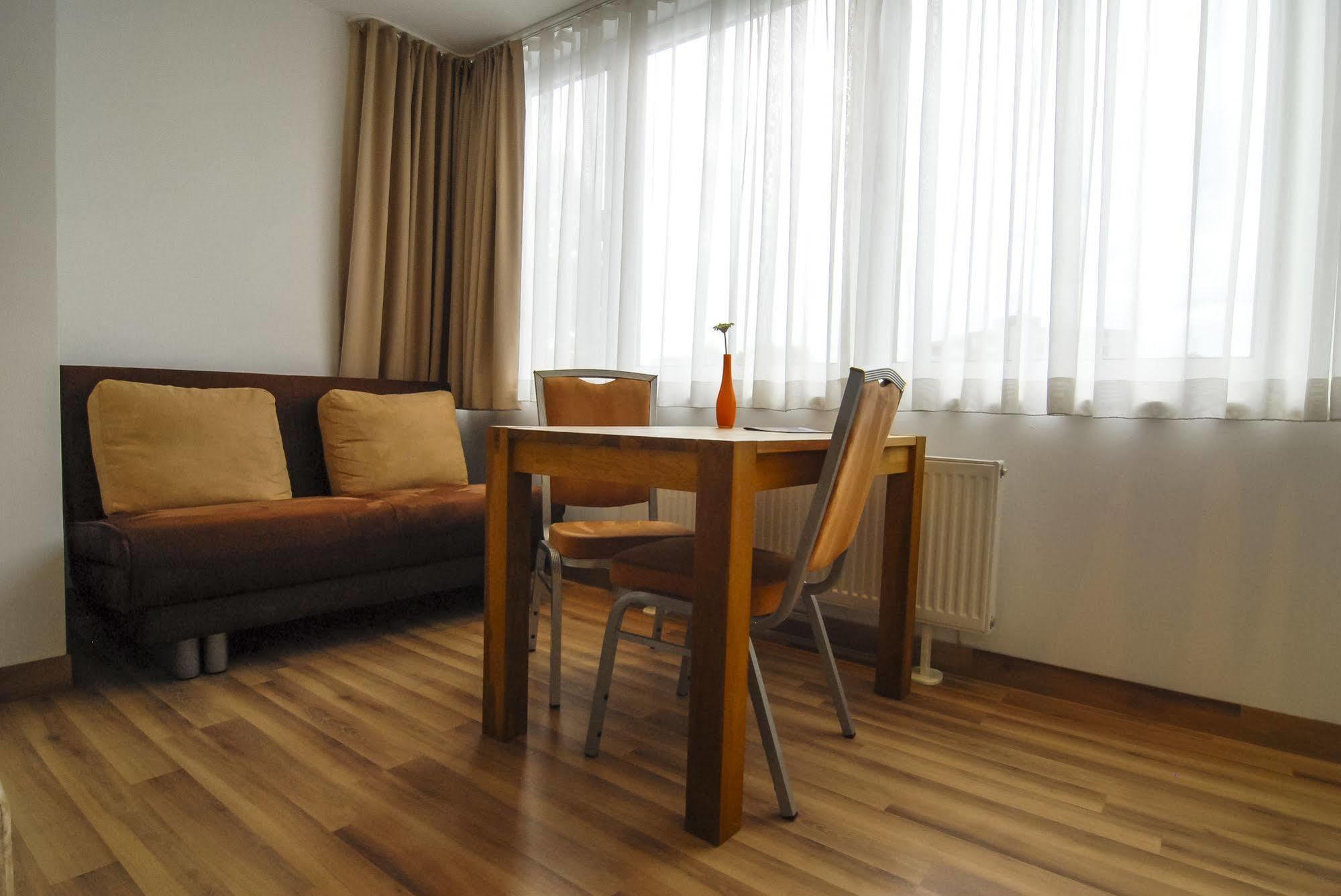 Petul Apart Hotel City Premium Essen Esterno foto