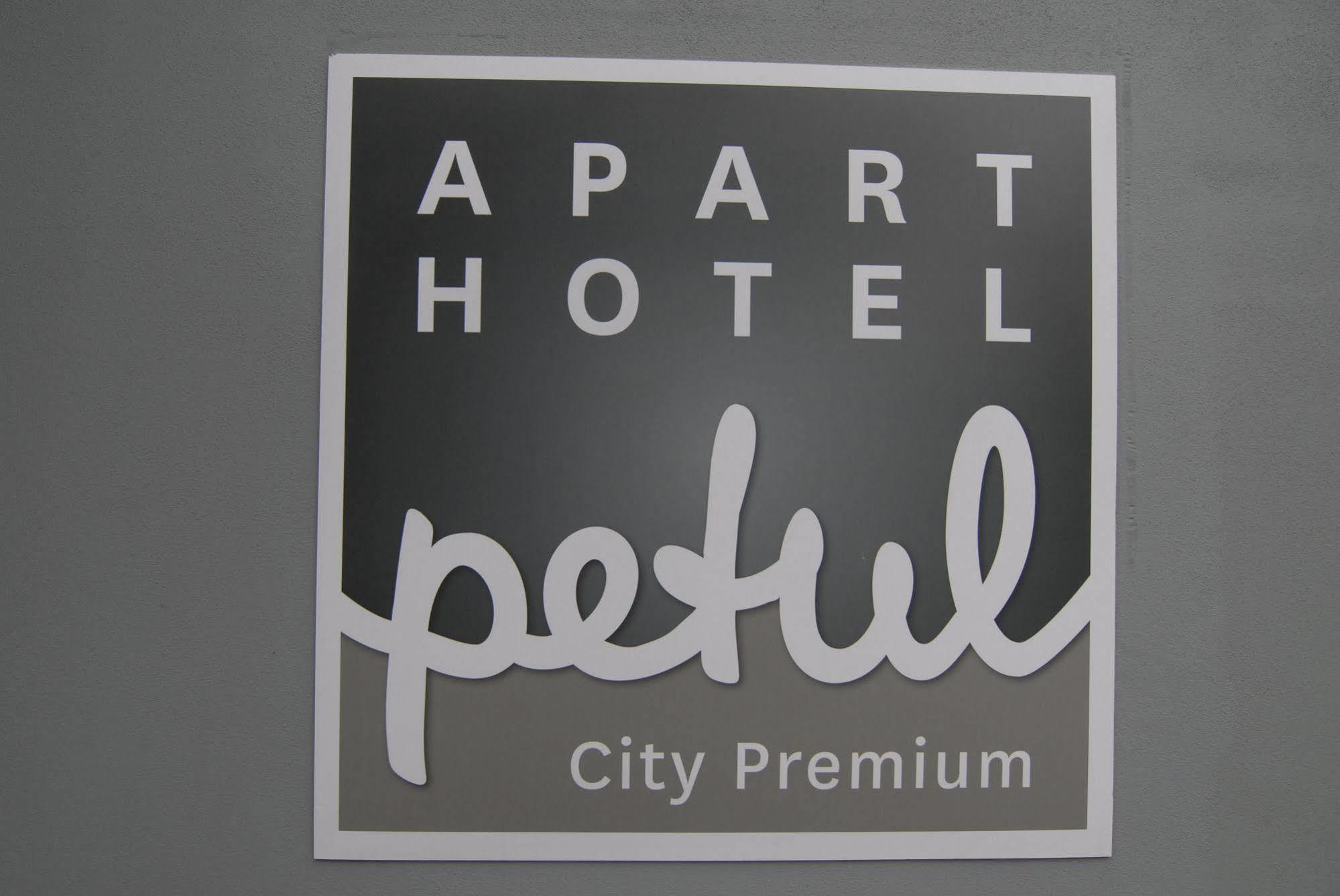 Petul Apart Hotel City Premium Essen Esterno foto